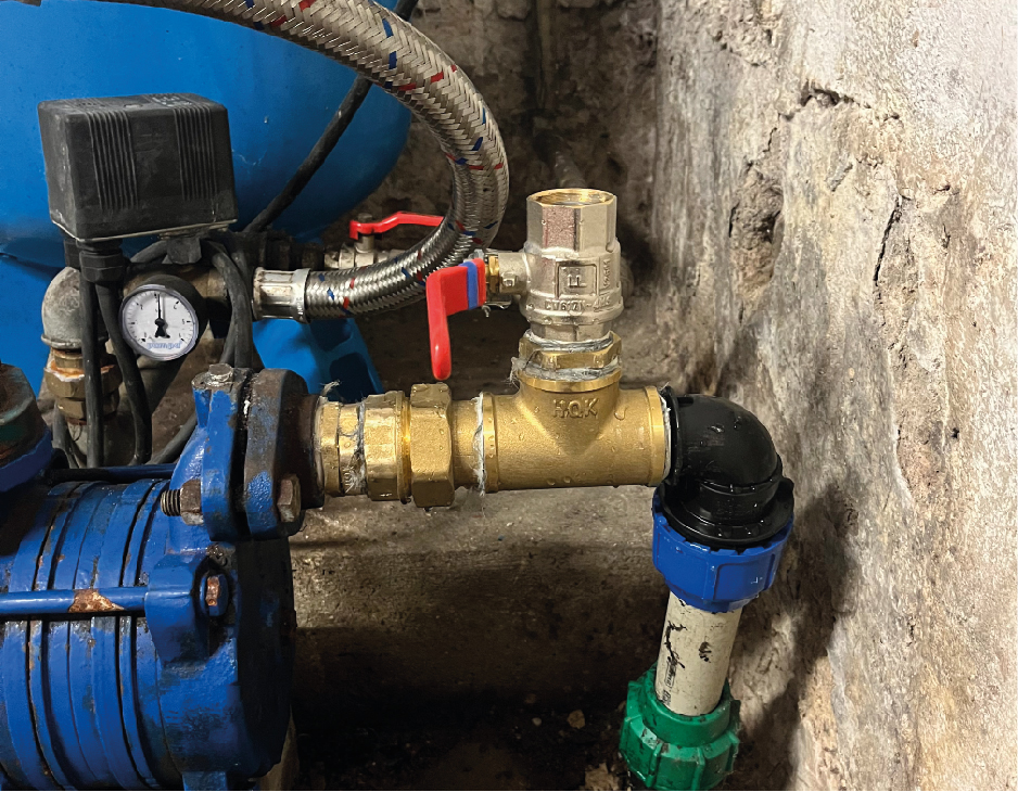 montáž kulového ventilu na sací potrubí kvůli snadnějšímu zavodňování